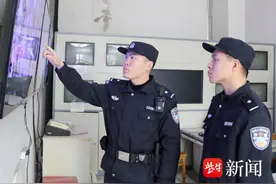 抓人追赃一气呵成，民警连收三面锦旗图片