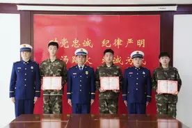 潍坊少年团勇赴火场施救，荣获表彰，再添身份！图片