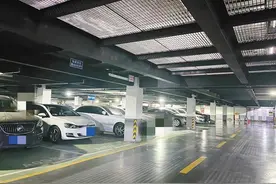 凤城九号小区业主想装充电桩遭拒 物业：车库特殊 隐患很大图片