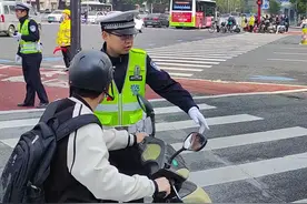 长沙启动交通整治百日攻坚“雷霆行动”，电动车违法，也会被高清监控取证图片
