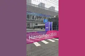 亚运村举行了场集体生日会 “三小只”现场秀才艺图片