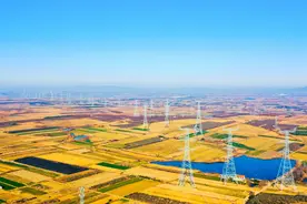 国核示范500千伏送出工程全面建成投运，每年为山东供电215亿千瓦时图片