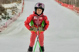 广州滑雪女孩签约北京队，妈妈说她“想成为谷爱凌那样的人”图片