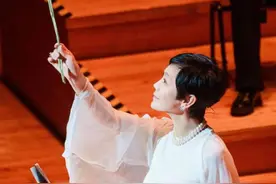 69岁张艾嘉：爱就勇敢一点图片