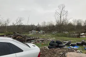 （外代一线）龙卷风袭击美国密苏里州东南部至少5人死亡图片