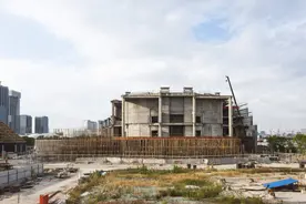 徐汇滨江边，一工业旧址正翻新改造，大剧院、艺术中心、滨水码头...百年上海水泥厂将迎华丽变身！图片