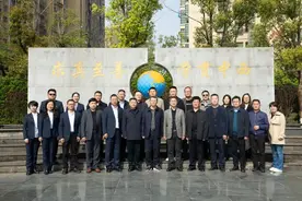 跨区域互动交流 多角度教育合作 岳阳经开区教育体育局来雨花区研讨交流图片