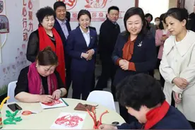 青岛市妇联：面向基层现场观摩，激发执委履职活力图片