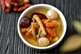 脸色发黄、长斑，中医食疗方助您调出“好颜色”图片