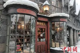 评论丨环球影城叫停商业旅拍，拍照打卡也要遵守规则图片