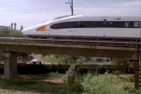 有乔｜高铁购票难如何解决？香港大学生提两点建议图片