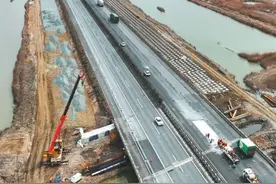 京哈高速改扩建工程加速推进图片