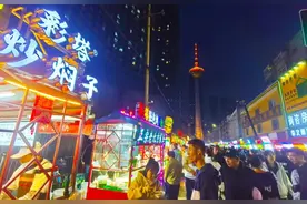 这里聚人气 市井烟火抚人心图片