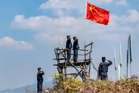 云南德宏：擎旗走边关 巡边护山河图片