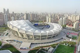 揭秘上海体育场，申花更衣室抢先看图片
