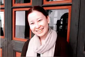 夜雨丨忆卿：所有不完美都值得追求和坚守——短篇小说《白色猛虎》赏析图片