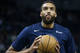 戈贝尔：已与安德森冰释前嫌 我们仍是兄弟图片