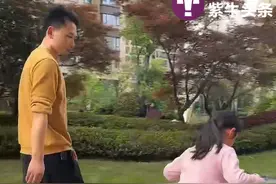 脊髓损伤3年艰辛复健，9岁女孩会骑单车后心花怒放，网友：治愈我的emo！图片