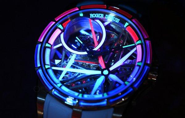 ����ϵ�װ������ Ʒ���޽ܶű�ȫ������ϵ���޺�Spin-Stone?���