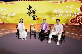 “太子炳”彭炽权助阵《老倌学堂》，教观众唱新马经典名曲图片