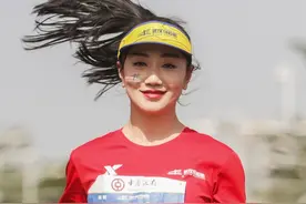 小姐姐，今天的你真飒！图片