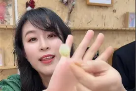 簪花教学：将“春日”戴在了头上图片