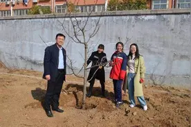 大力推进校园生态文明教育建设，让绿色使命进学校、进课堂图片