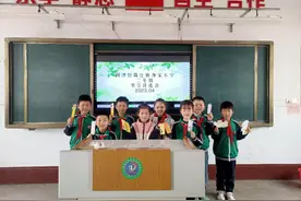 利津县陈庄镇薄家小学开展读书节创意书签制作活动图片