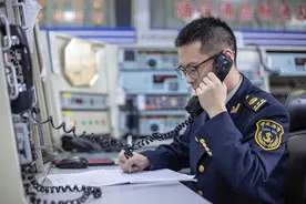 不到一周时间！上海海岸电台成功为两艘故障船舶提供遇险通信保障图片