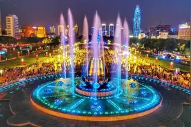 别跑空！明天起泉城广场音乐喷泉维护清洗将暂停喷放图片