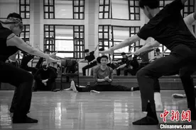 中芭明星首席邱芸庭等将倾情加盟第十三届“芭蕾创意工作坊”图片