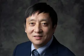 第九届侨界贡献奖人物风采录（二十二）许光文：逆境中燃烧热情，平凡处铸造不凡图片