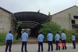 持续整治卫星“图斑”点位，武汉江夏纸坊街对违建“零容忍”图片