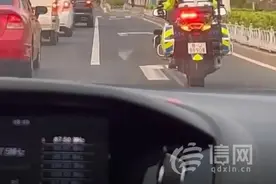 老人在田里摘菜被蛇咬伤 青岛公安接力护送至医院图片