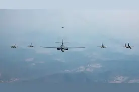 美轰炸机首现中印边境地区参加演习，意欲何为？图片