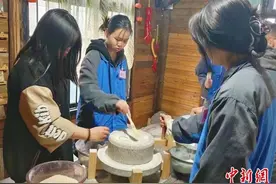 “稻虾基地＋农旅”让“60后”农民坐稳“小康”庄主图片