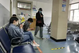 种植牙降价首日：公立三甲医院种植牙降至7000元图片