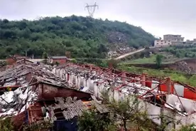 昨晚，贵阳一地遭12级强风袭击图片