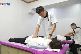 “80后”白发盲人按摩师曲鹏：带着残友走上致富路，就是我心里最亮堂的那道光图片
