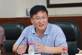 济南大学全职院士增至六人图片