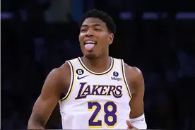 越打越稳！八村垒替补出场全场得到16分5篮板1抢断图片