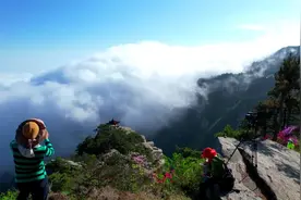 春山如梦：庐山现瀑布云涛图片