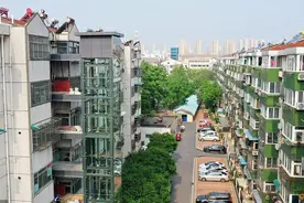 无障碍环境建设法草案二审：有关部门应推动既有住宅加装电梯图片