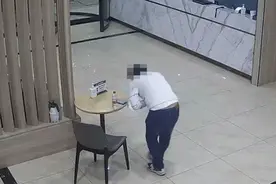 救命！救命！救命！“我不行了，胸口好痛……”图片