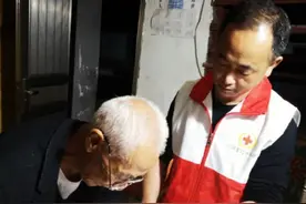 致敬！祖孙俩同捐遗体当大体老师图片