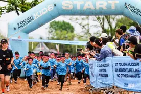 2023强悍泥人障碍挑战首次落地深圳图片