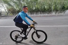 每天36公里坚持六年！北京这位骑行者这样通勤图片