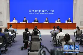 国资委答一财：去年国企招录高校毕业生超过76万人图片