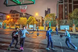 校园运动场如何对外开放？我们去上海各区看了看图片