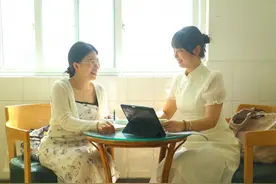 不约而同报考同校同专业，同宿舍姐妹花携手“上岸”图片